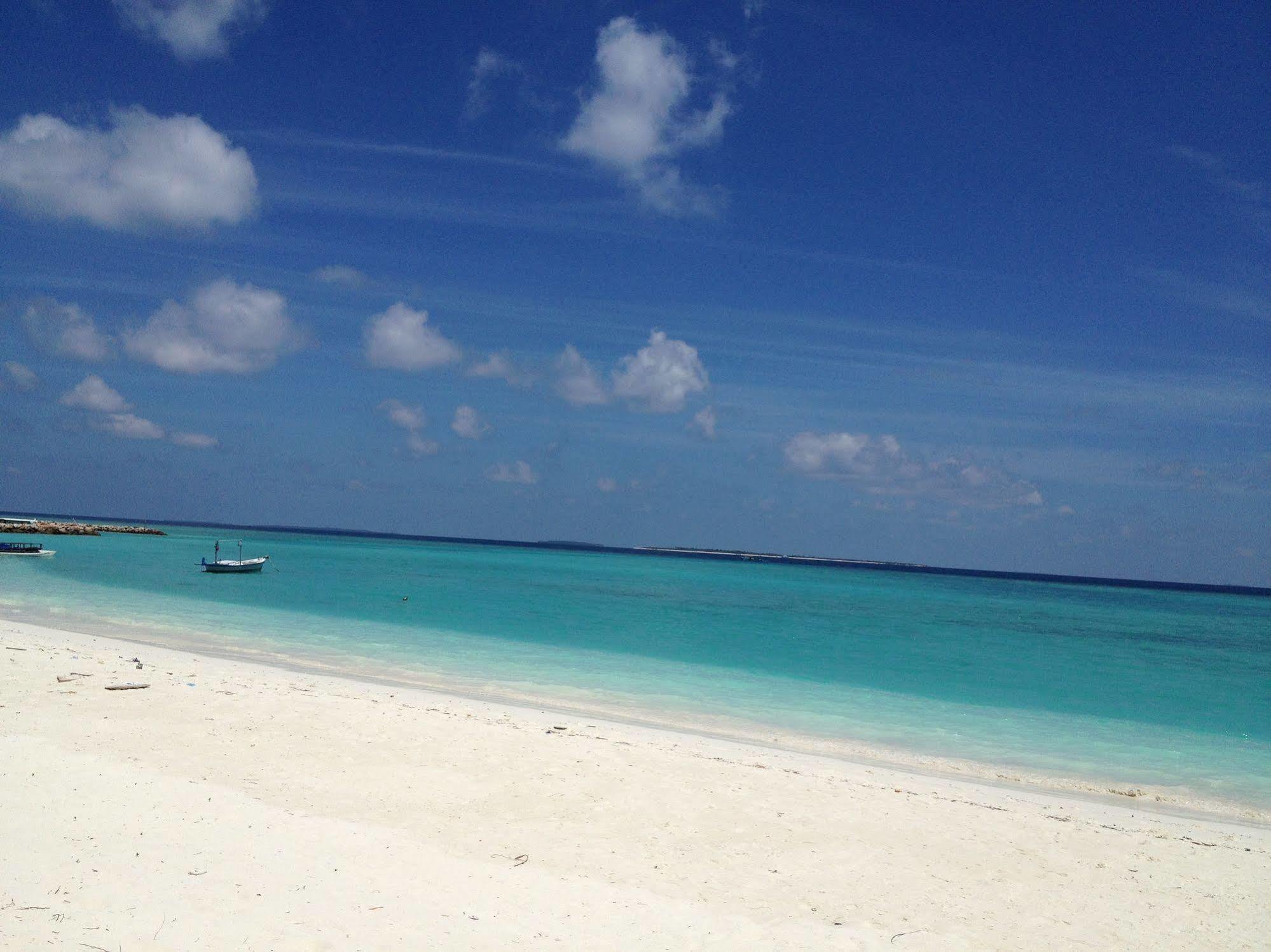 Cerulean View Residence Hanimaadhoo Island Buitenkant foto